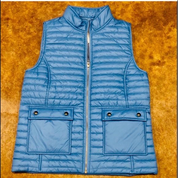 Vineyard Vines Puffer Vest- NWT - Picture 5 of 6